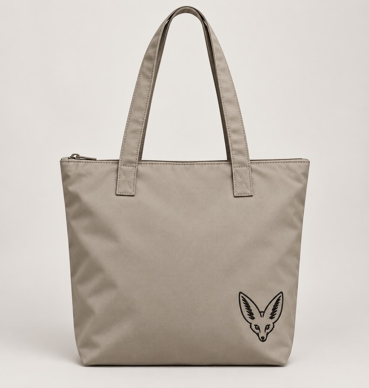 Le Cabas Fennec — Greige, toile imperméable, fennec brodé